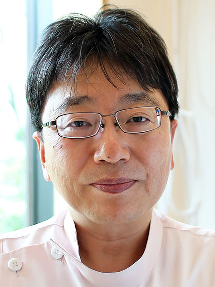 古賀氏